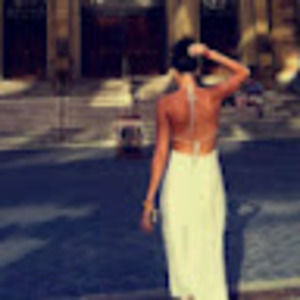 Meet your Posher, Leïla